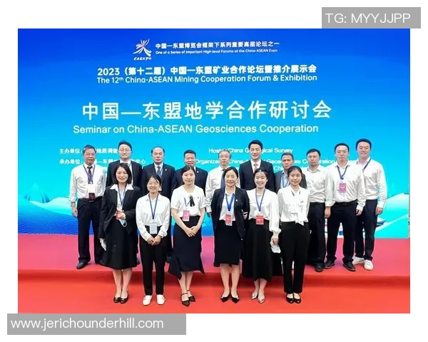 成都羽毛球队配合排名创新高展现团队实力与默契合作新篇章 成都羽毛球队配合排名创新高展现团队实力与默契合作新篇章