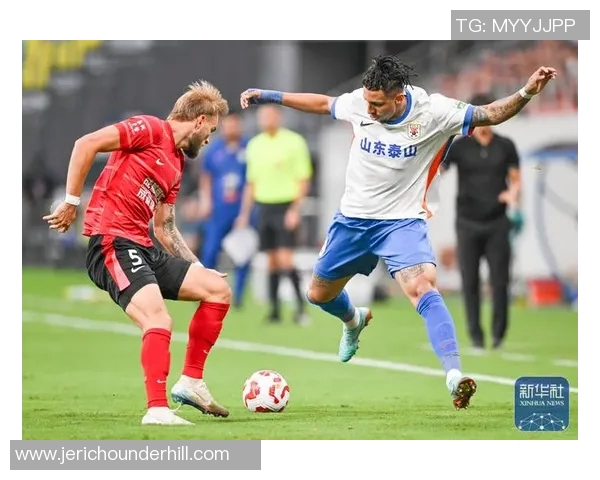 成都足球队状态分析:从战绩到球员表现全方位解读 成都足球队状态分析:从战绩到球员表现全方位解读