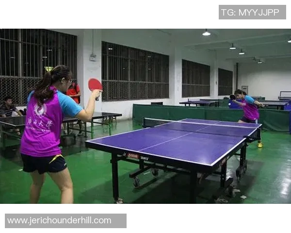 杭州乒乓球队以98分稳居城市联赛积分榜首位展现强劲实力