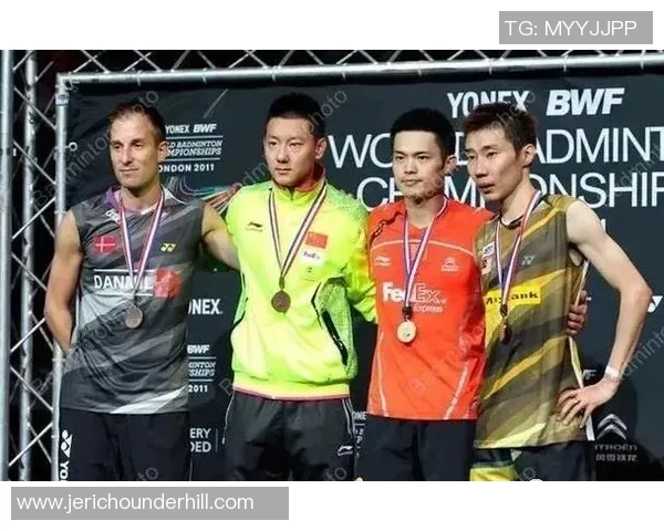 深圳羽毛球队与南京羽毛球队赛后复盘分析比赛节奏与战术对决 深圳羽毛球队与南京羽毛球队赛后复盘分析比赛节奏与战术对决